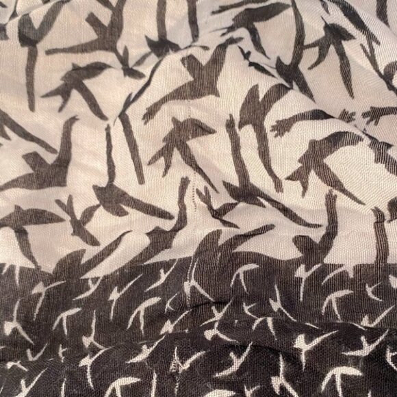5/$25 Black White Bird Print Infinity Scarf - Picture 4 of 8
